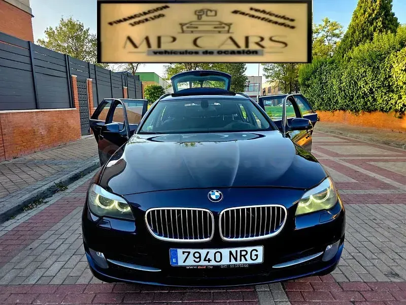 Usado BMW 530 245 CV (180 kW) 2011 Azul Familiar
