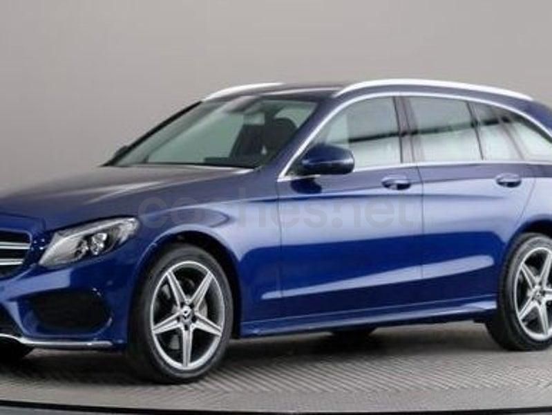 Usado Mercedes C220 AMG line 170 CV (125 kW) 2015 Azul Familiar