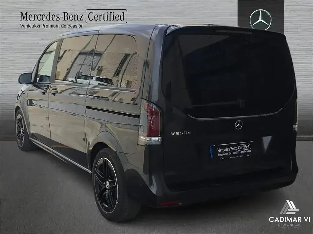 Usado Mercedes V250 Avantgarde 190 CV (139 kW) 2026 Gris Monovolumen