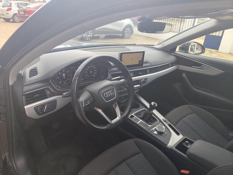 Usado Audi A4 Advanced 150 CV (110 kW) 2016 Negro Berlina