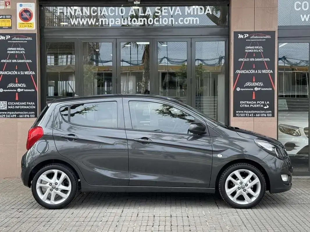 Usado Opel Karl Selective 75 CV (55 kW) 2017 Gris Utilitario