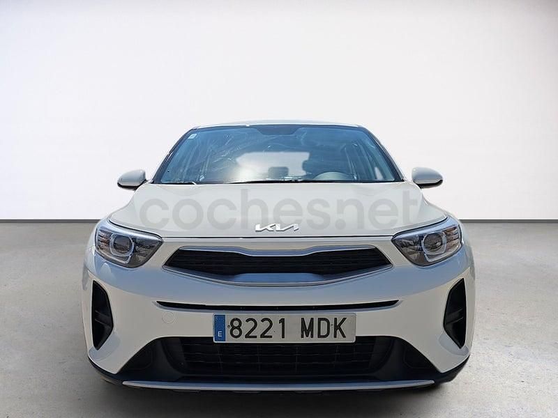 Usado Kia Stonic 84 CV (61 kW) 2022 Blanco SUV