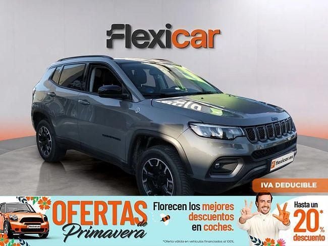 Usado Jeep Compass Trailhawk 240 CV (176 kW) 2023 Gris SUV