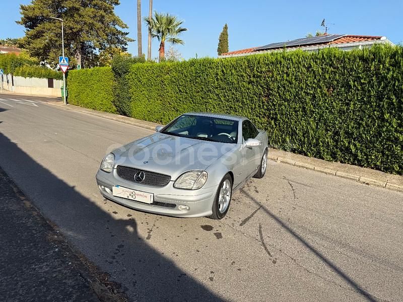Gris / plata Usado 2002 Mercedes SLK200 Descapotable | 5999 € (Precio justo) - Imagen 1/4