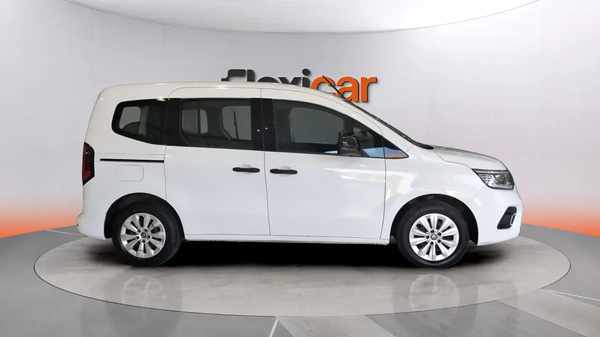 Usado Renault Kangoo Edition One 75 CV (55 kW) 2021 Blanco Monovolumen