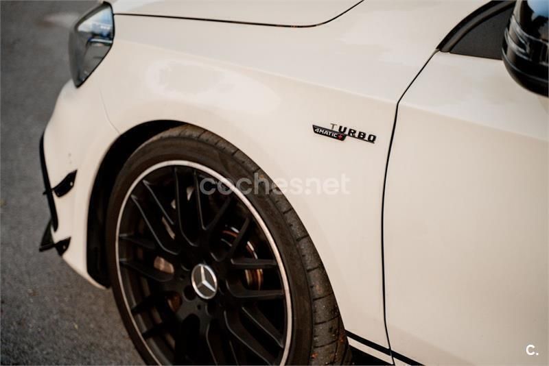 Blanco Usado 2017 Mercedes A45 AMG Berlina | 29.500 € (Buen precio) - Imagen 1/1