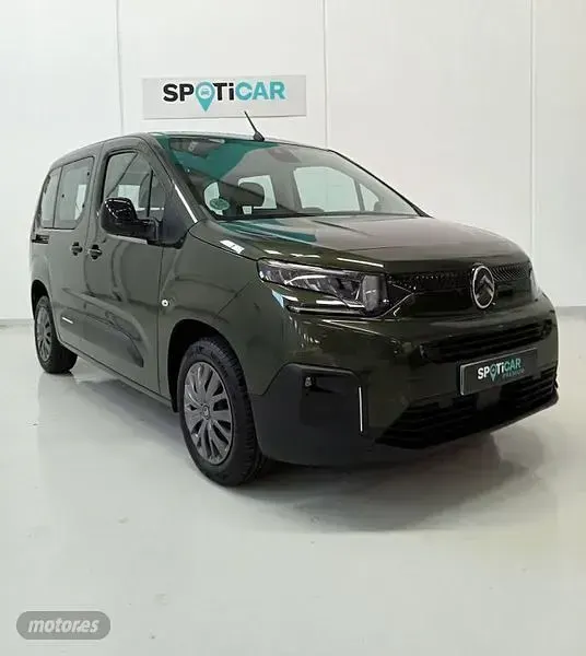 Usado Citroën Berlingo 102 CV (75 kW) 2025 Verde Monovolumen