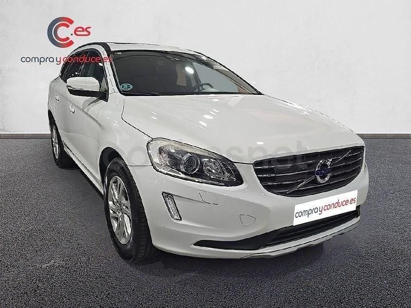 Usado Volvo XC60 Momentum 150 CV (110 kW) 2016 Blanco SUV