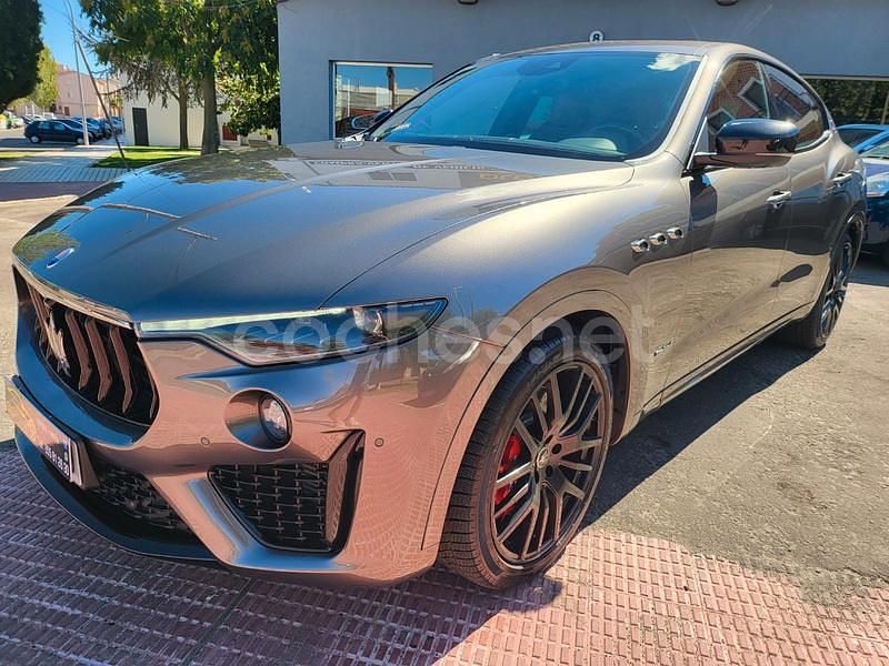 Gris / plata Usado 2020 Maserati Levante SUV | 41.999 € (Precio justo) - Imagen 1/4