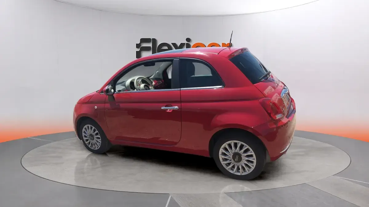 Usado Fiat 500 Club 71 CV (52 kW) 2023 Rojo Berlina