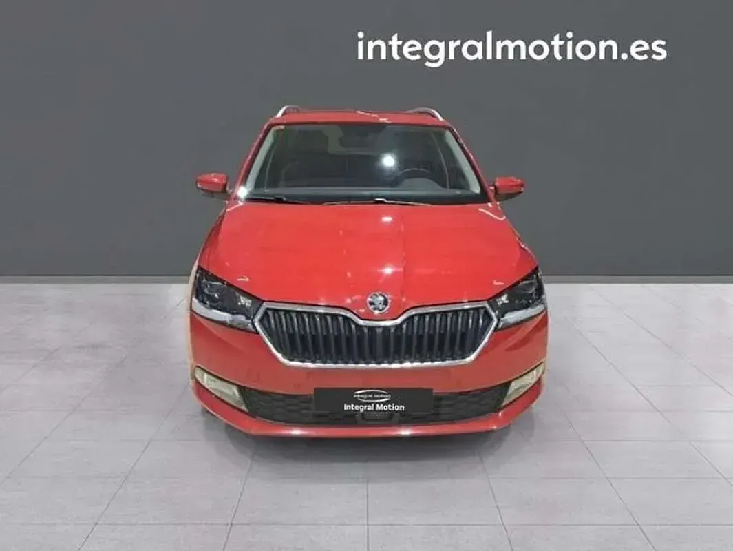 Usado Skoda Fabia Style 95 CV (69 kW) 2019 Rojo Utilitario