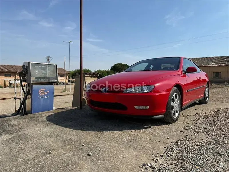 Usado Peugeot 406 Coupe 210 CV (154 kW) 2003 Rojo Coupe
