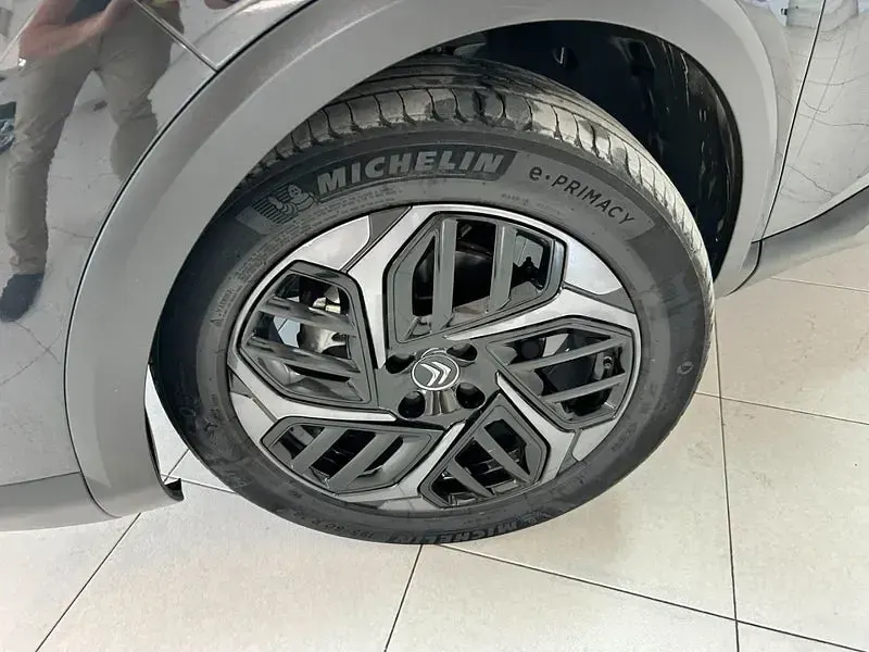 Usado Citroën C4 Feel 130 CV (95 kW) 2021 Negro Berlina