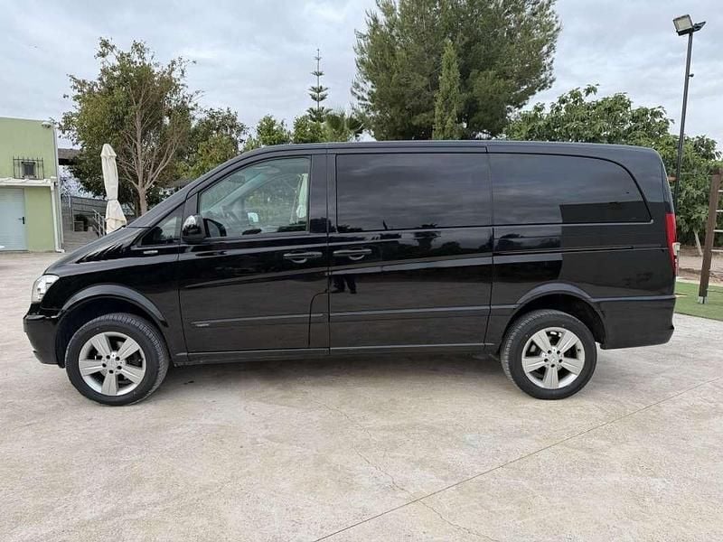 Usado Mercedes Viano 163 CV (119 kW) 2013 Negro Monovolumen