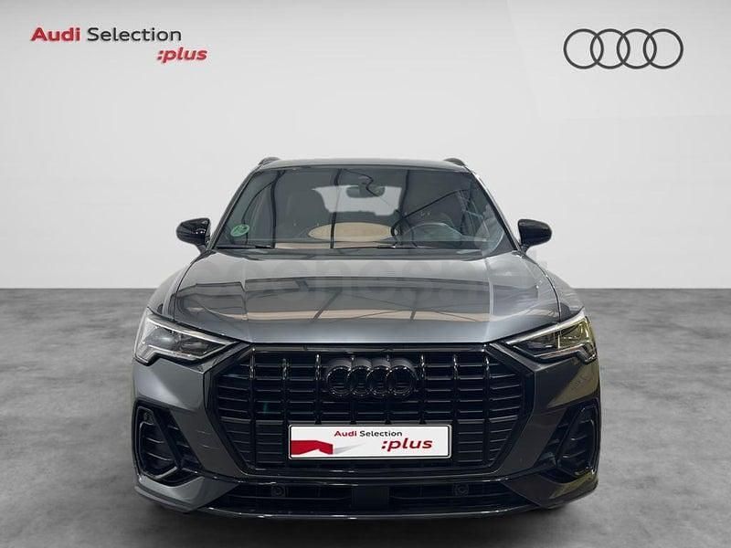 Usado Audi Q3 Ambiente 150 CV (110 kW) 2025 Gris / plata SUV