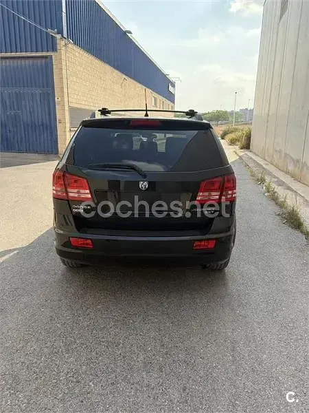 Usado Dodge Journey SXT 140 CV (102 kW) 2009 Negro SUV