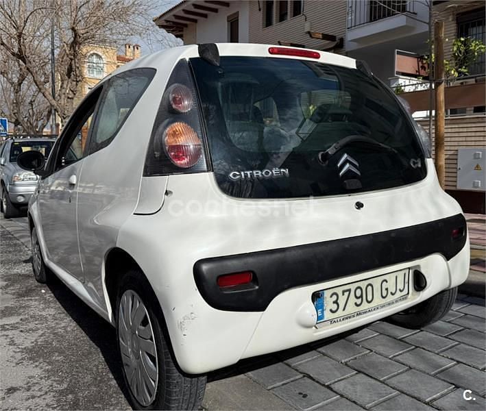Usado Citroën C1 54 CV (39 kW) 2008 Blanco Utilitario