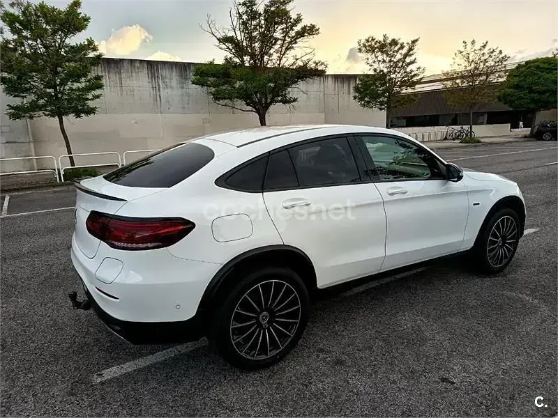 Usado Mercedes GLC300e 306 CV (225 kW) 2020 Blanco SUV