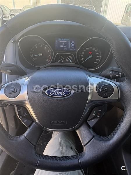 Usado Ford Focus Trend 100 CV (73 kW) 2012 Blanco Berlina