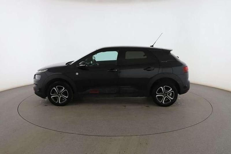 Usado Citroën C4 Cactus PureTech 111 CV (81 kW) 2020 Negro Utilitario