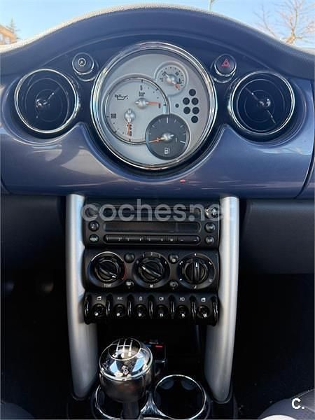 Usado Mini One Cabriolet 90 CV (66 kW) 2006 Azul Descapotable