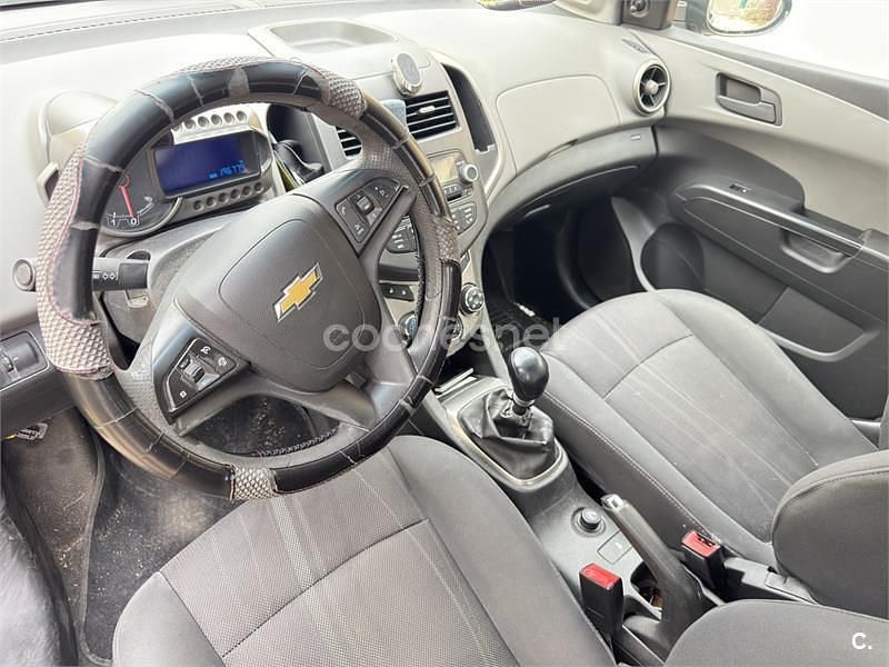 Negro Usado 2012 Chevrolet Aveo LS Berlina | 4000 € (Precio justo) - Imagen 1/3