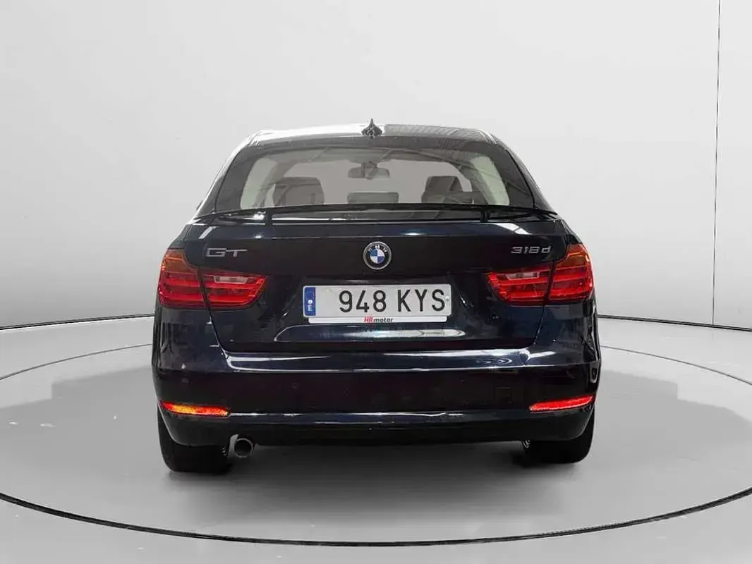 Usado BMW 318 143 CV (105 kW) 2014 Azul Berlina