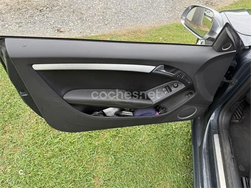 Gris / plata Usado 2008 Audi S5 Coupe | 13.500 € (Un poco caro) - Imagen 1/3