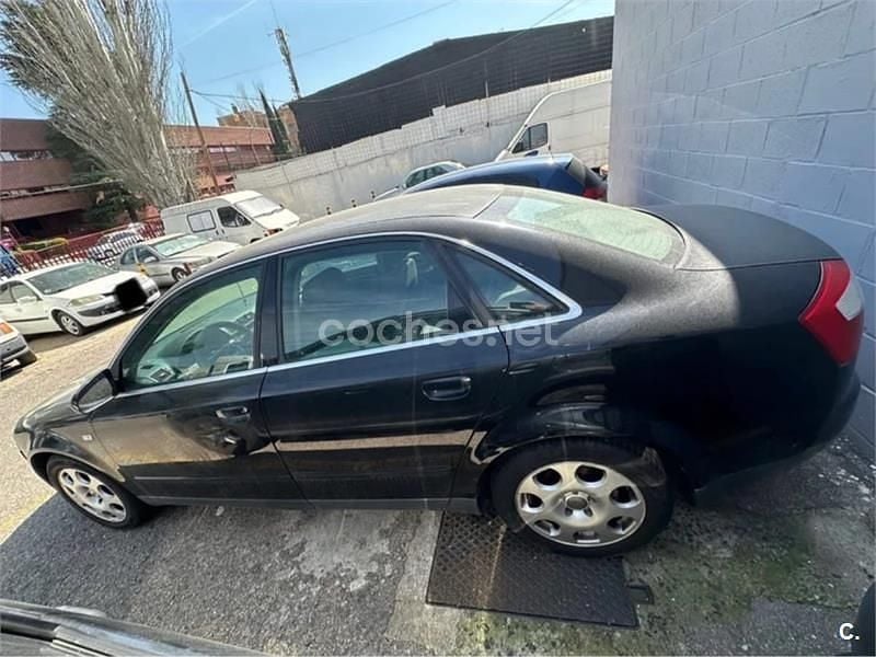Occasion Audi A4 130 PK (95 kW) 2004 Zwart Sedan