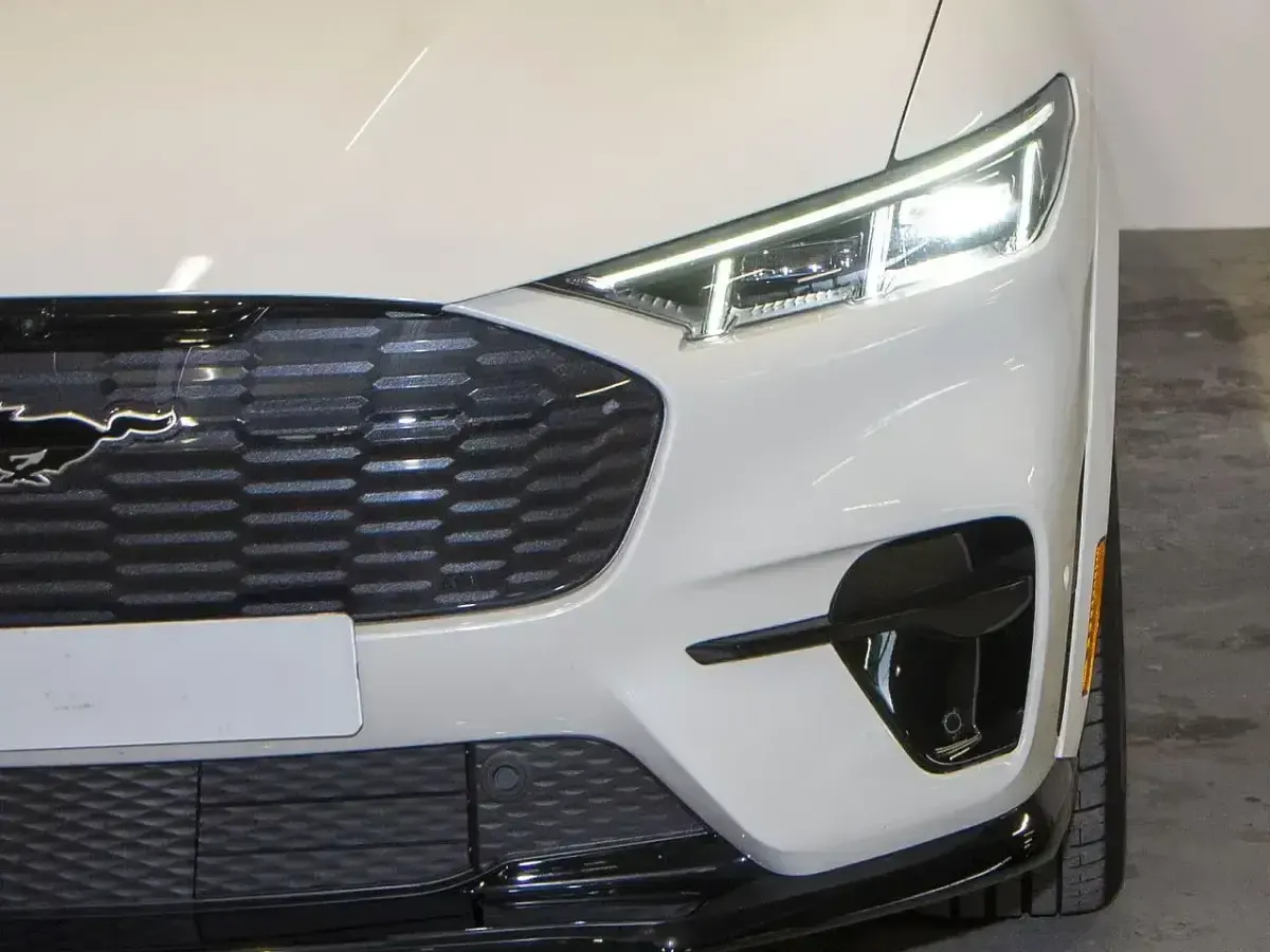 Usado Ford Mustang Mach-E GT Extended Range 358 kW (487 CV) 2023 Blanco SUV