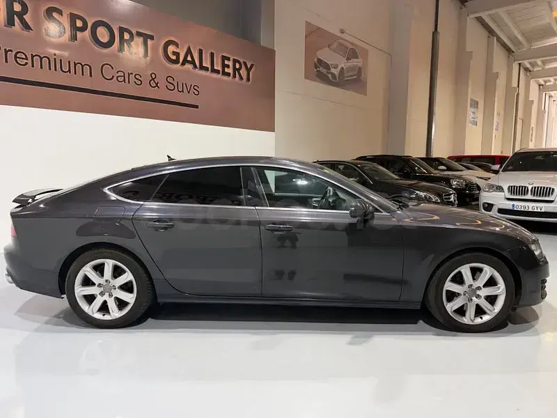 Usado Audi A7 Sportback Premium 204 CV (150 kW) 2013 Gris / plata Utilitario