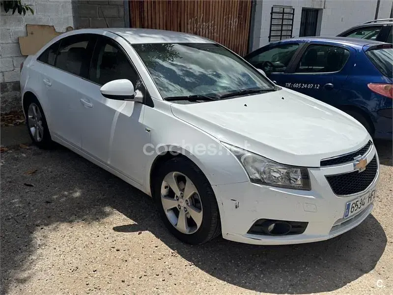 Usado Chevrolet Cruze LT 163 CV (119 kW) 2011 Blanco Berlina