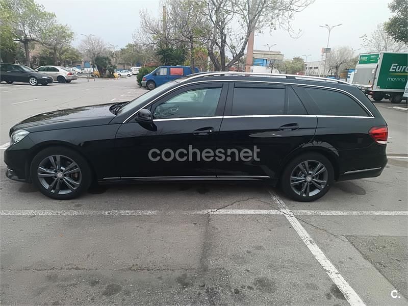 Negro Usado 2016 Mercedes E220 Elegance Familiar | 9950 € - Imagen 1/4