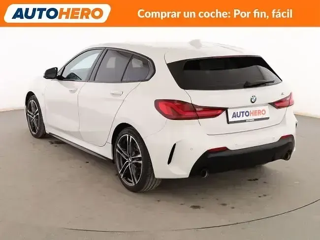 Usado BMW 118 M Sport 150 CV (110 kW) 2021 Blanco Utilitario