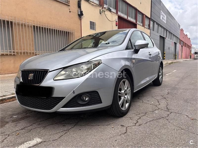 Gris / plata Usado 2010 Seat Ibiza Style Berlina | 4900 € (Precio justo) - Imagen 1/4