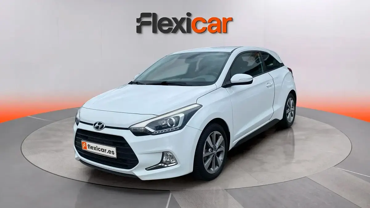 Usado Hyundai i20 84 CV (61 kW) 2017 Blanco Utilitario