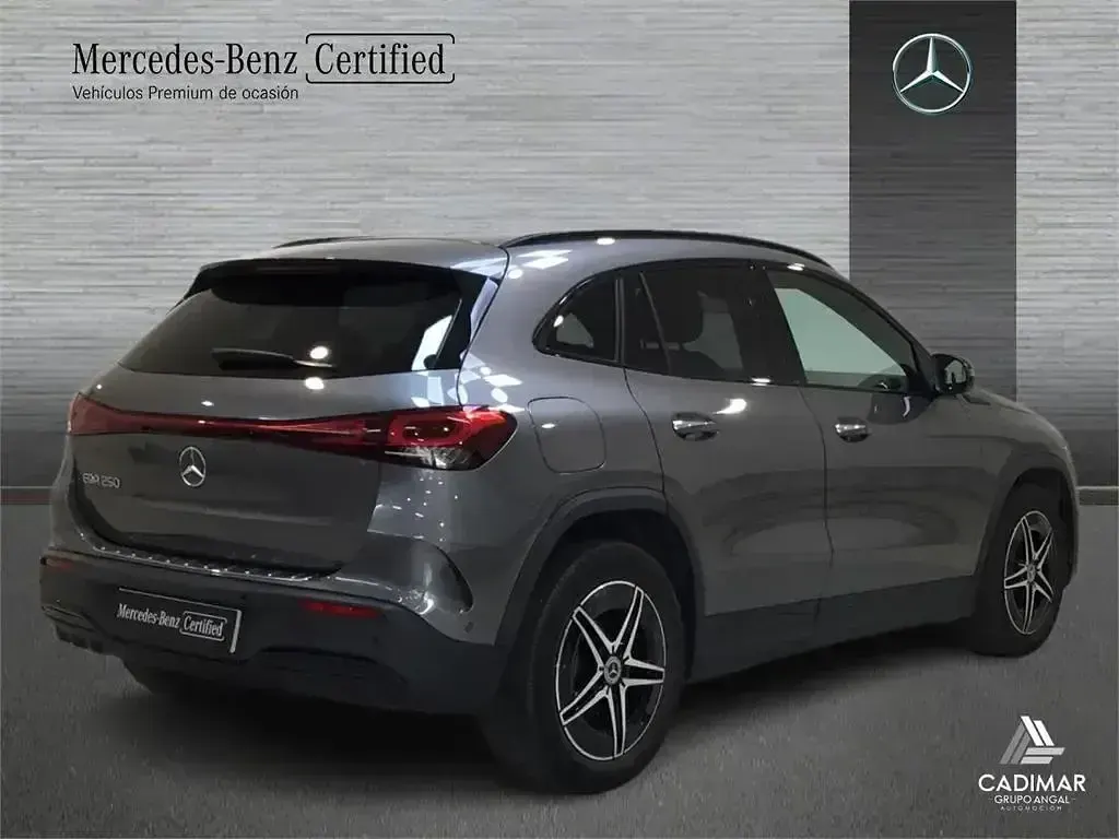 Occasion Mercedes EQA250 139 kW (190 PK) 2022 Grijs SUV