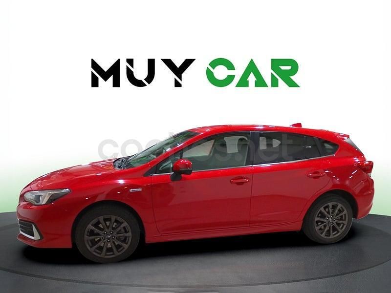 Usado Subaru Impreza 150 CV (110 kW) 2021 Rojo Berlina