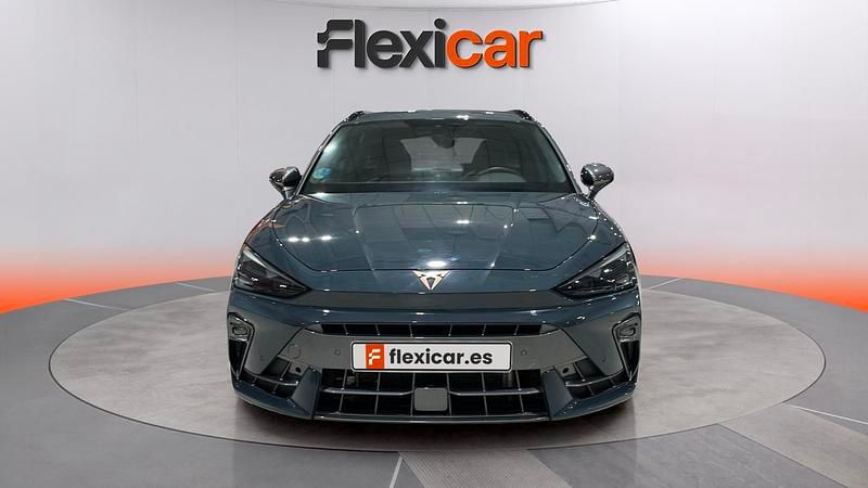 Usado Cupra Leon 150 CV (110 kW) 2025 Azul Familiar