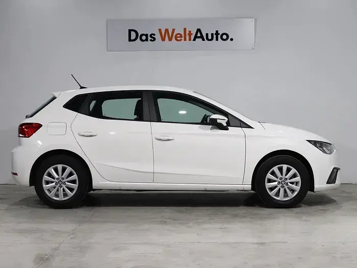 Usado Seat Ibiza Reference 80 CV (58 kW) 2023 Blanco Utilitario