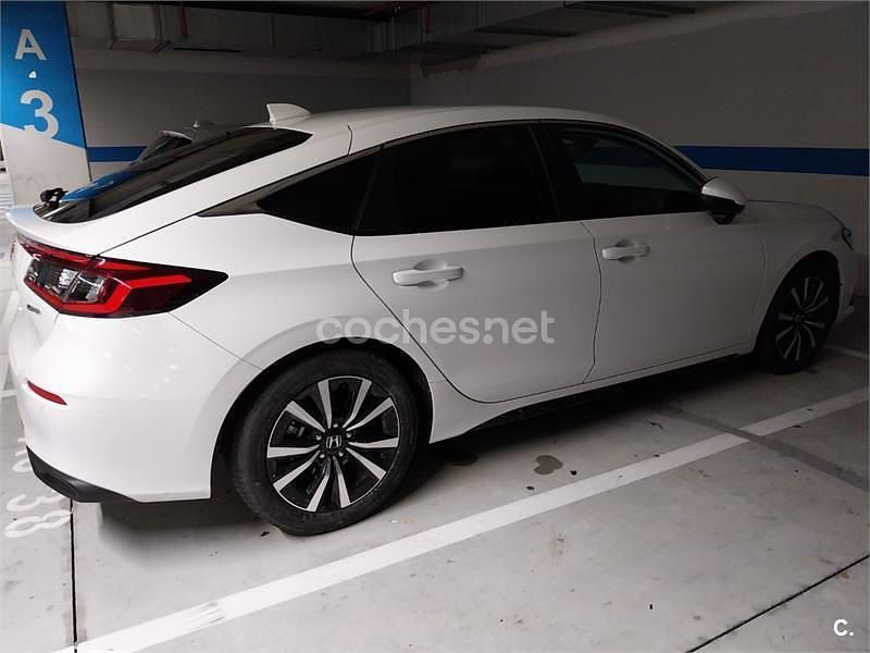 Usado Honda Civic Elegance 184 CV (135 kW) 2025 Blanco Berlina
