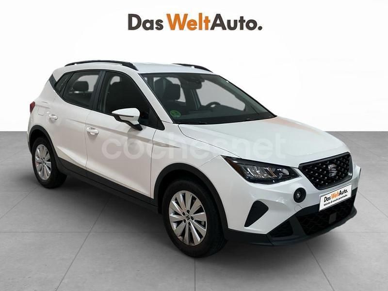 Blanco Usado 2024 Seat Arona Reference SUV | 17.580 € (Precio justo) - Imagen 1/4