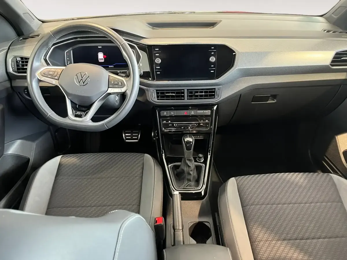 Usado VW T-Cross Sportline 150 CV (110 kW) 2022 Negro SUV