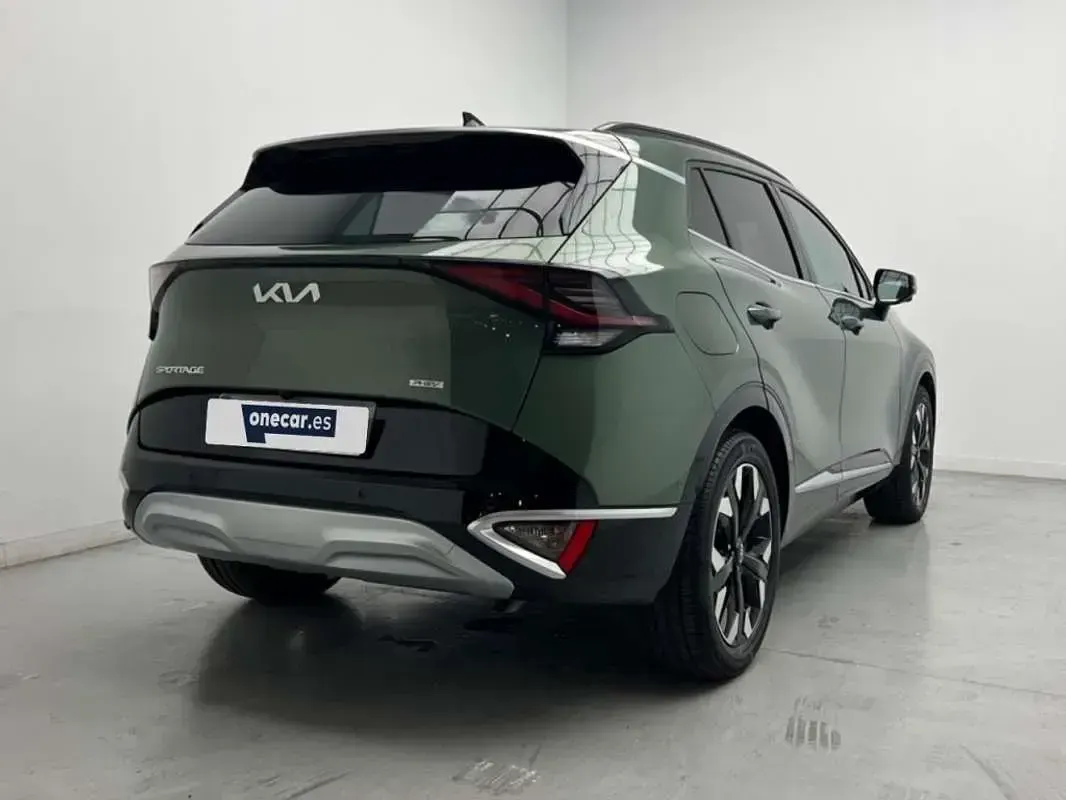 Usado Kia Sportage 265 CV (194 kW) 2023 Verde SUV