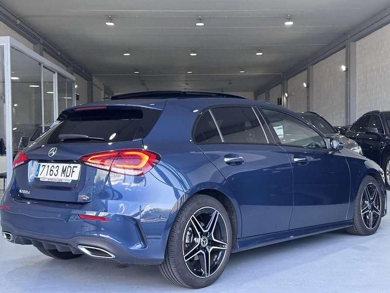 Usado Mercedes A200 150 CV (110 kW) 2023 Azul Utilitario