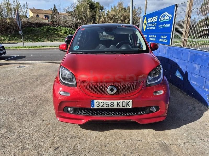 Usado Smart ForFour Passion 90 CV (66 kW) 2017 Granate Utilitario