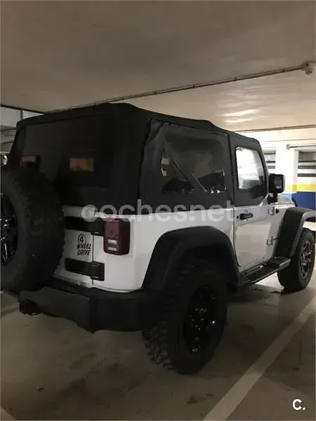 Usado Jeep Wrangler Sahara 284 CV (208 kW) 2016 Negro SUV