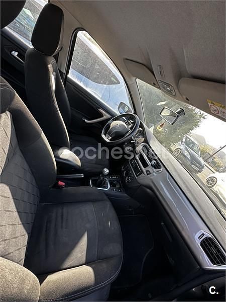 Usado Citroën C-Elysee I Exclusive 92 CV (67 kW) 2015 Gris / plata Berlina