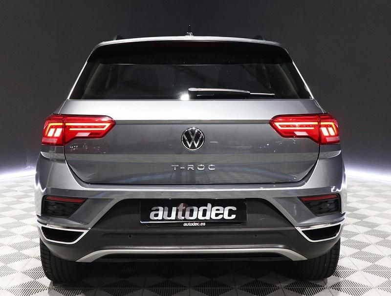 Usado VW T-Roc Advance 150 CV (110 kW) 2021 Gris SUV