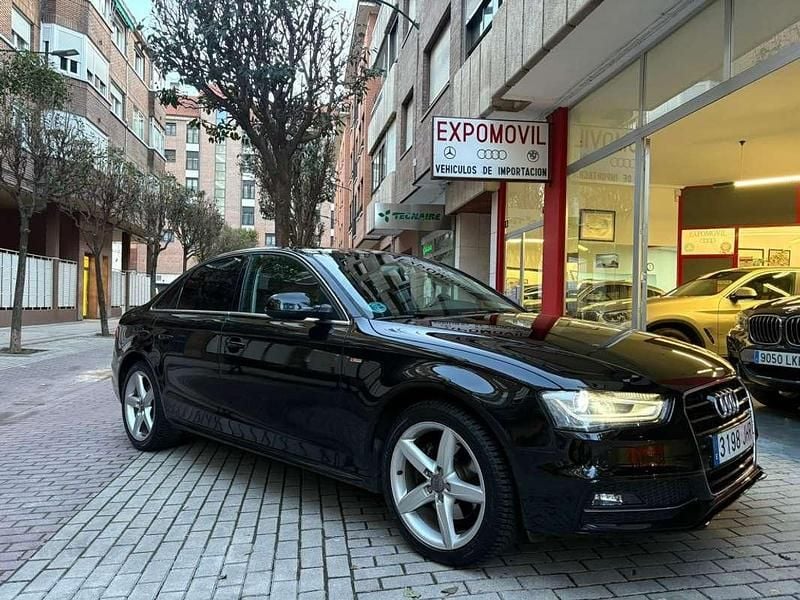 Usado Audi A4 S-Line 136 CV (100 kW) 2015 Negro Familiar
